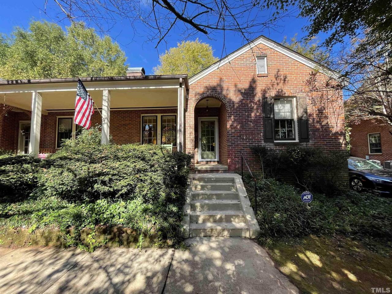 1818 Arlington Street - Photo 1