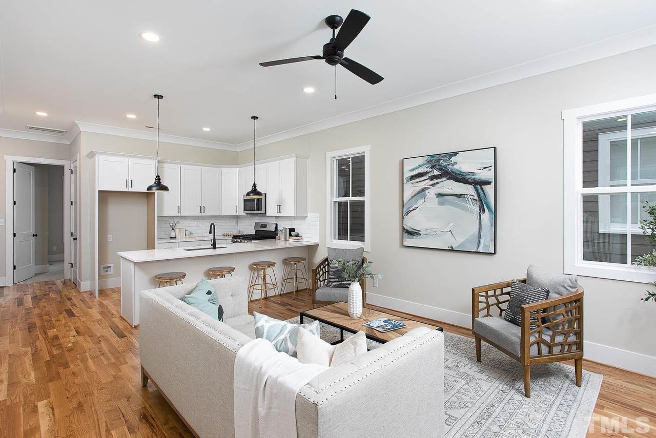 2659 Lawndale Avenue - Photo 1