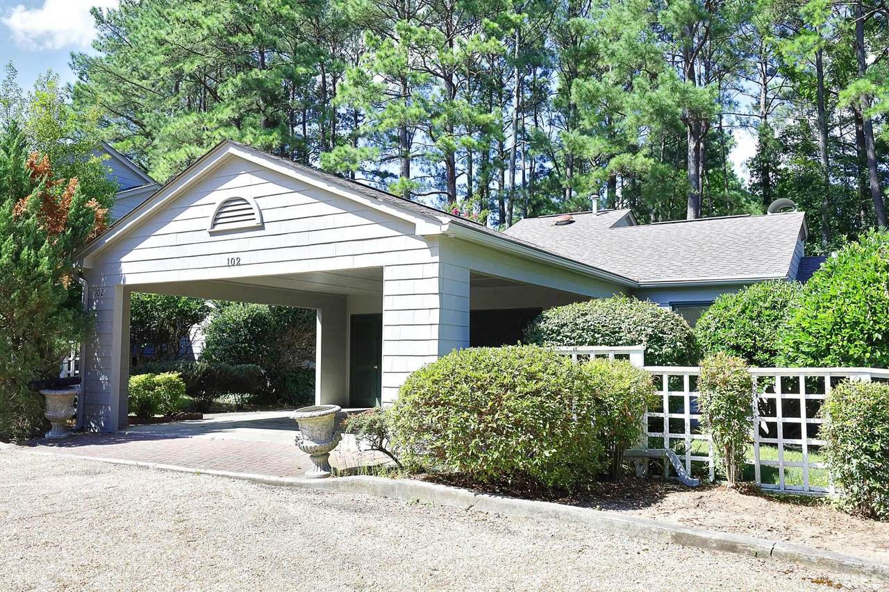 102 Cottage Lane - Photo 1