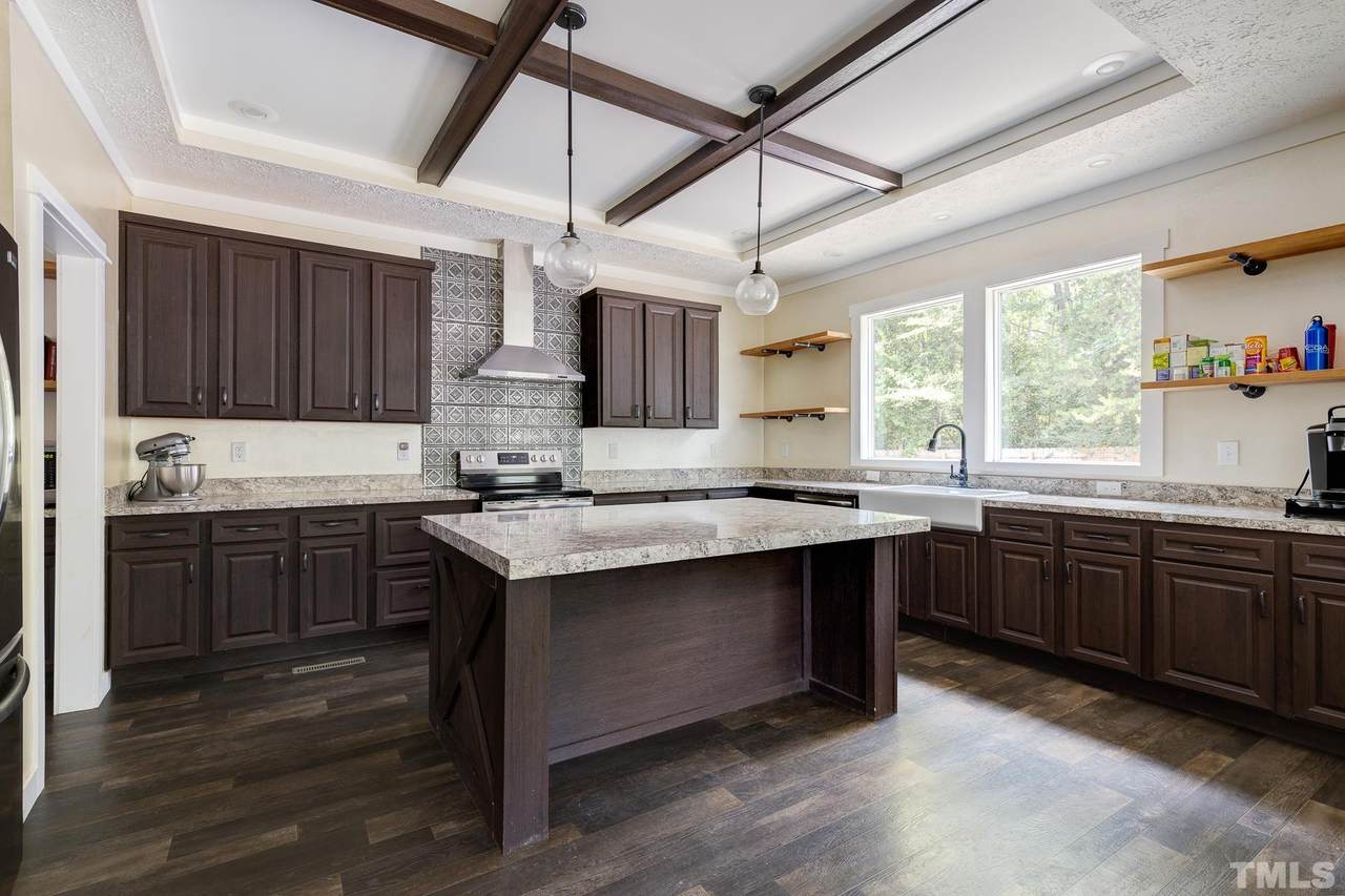 1725 Willie Gray Road - Photo 1
