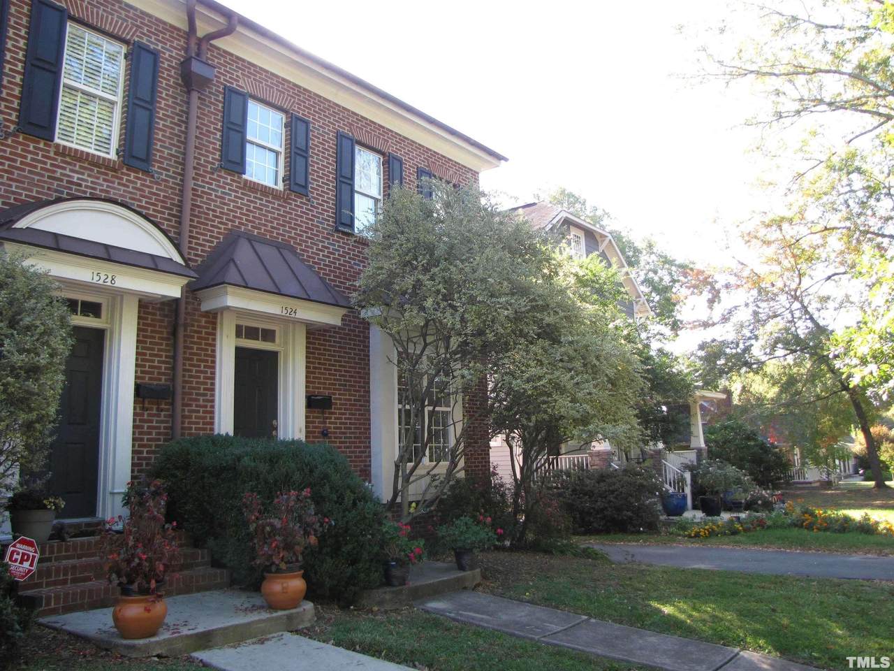 1524 Duke Street - Photo 1