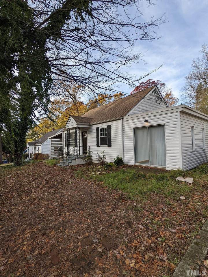 242 Pecan Road - Photo 1