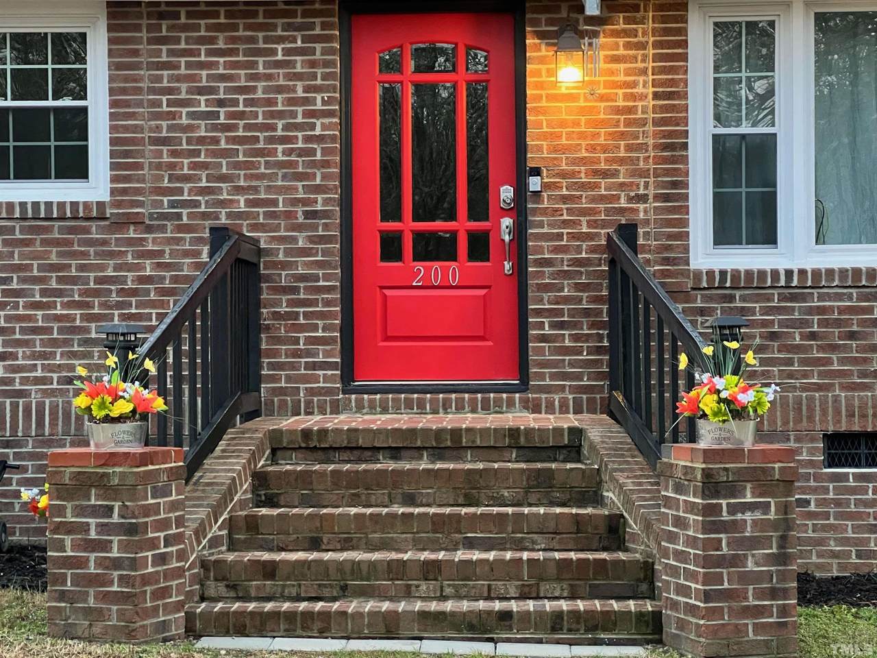 200 Benar Drive - Photo 1