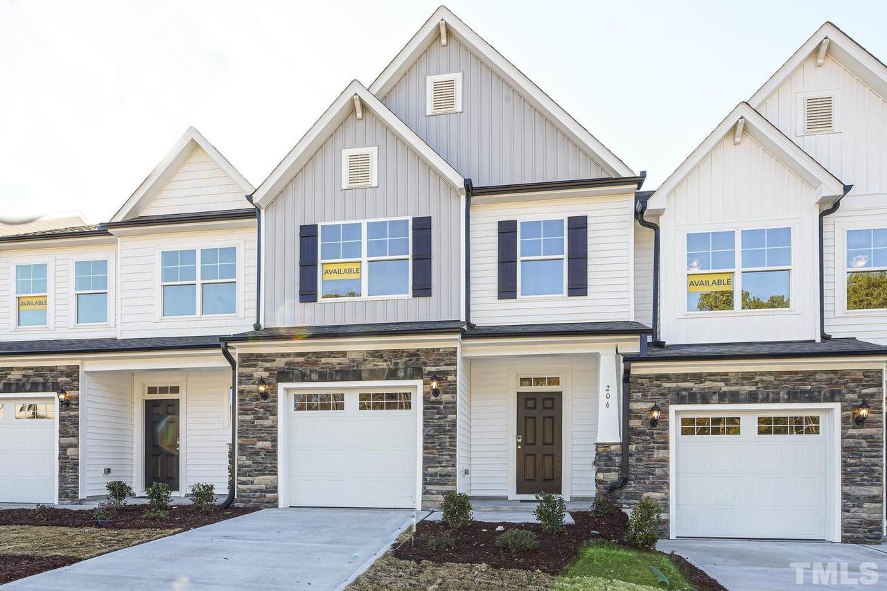 204 Oakchest Court - Photo 1