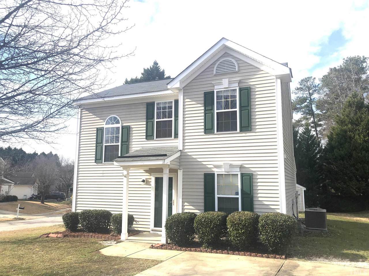 4501 Bekonscot Avenue - Photo 1