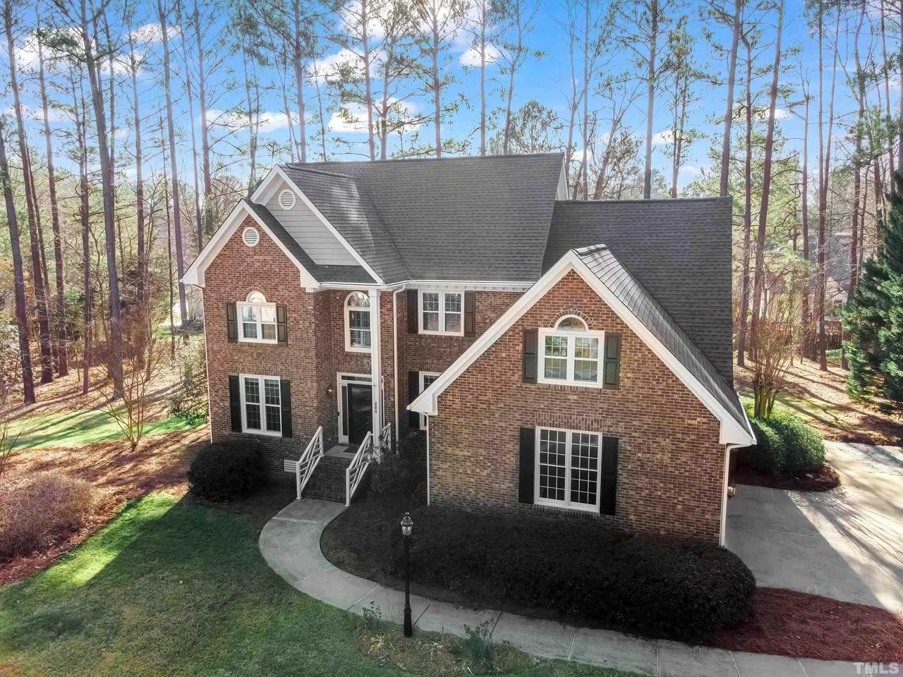 404 Lippershey Court - Photo 1