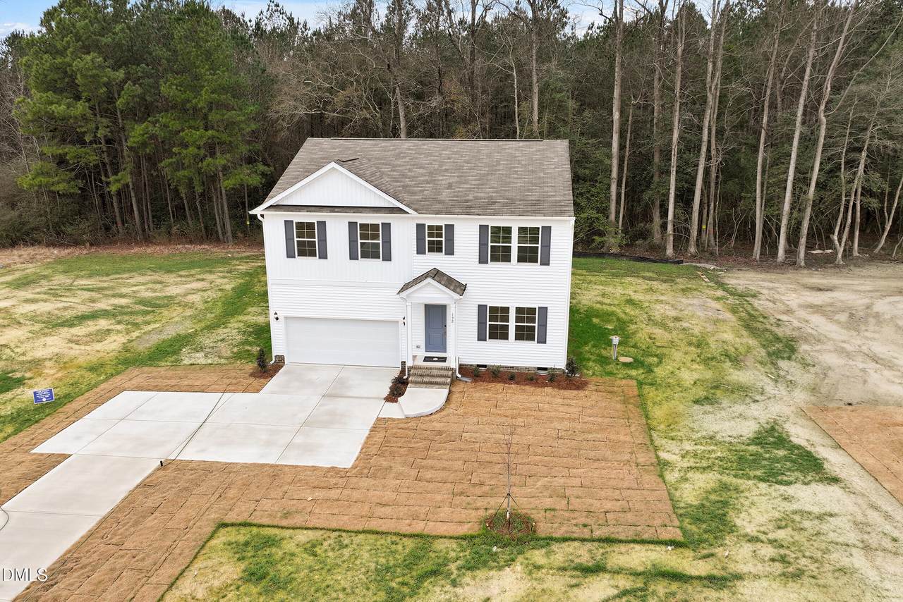 192 Harriette Court - Photo 1