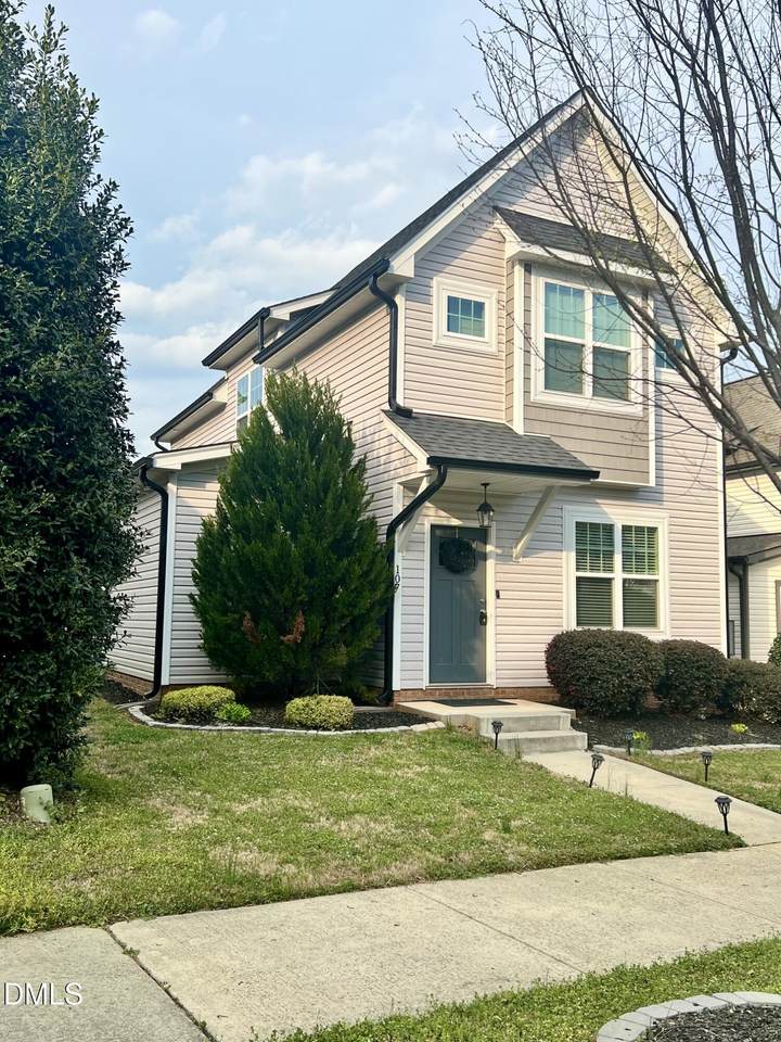 107 York Drive - Photo 1