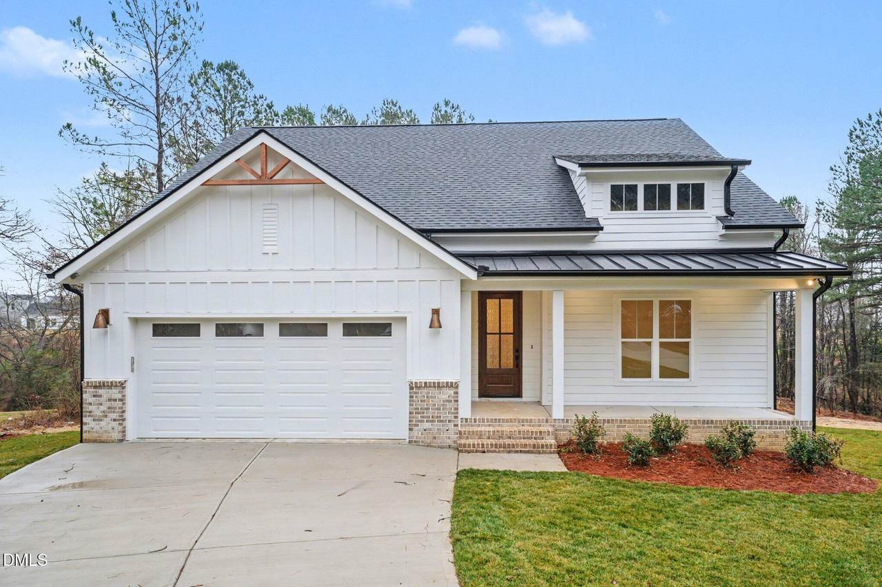 608 Sage Court - Photo 1