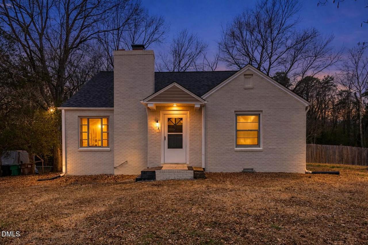 1811 Lazy Lane - Photo 1