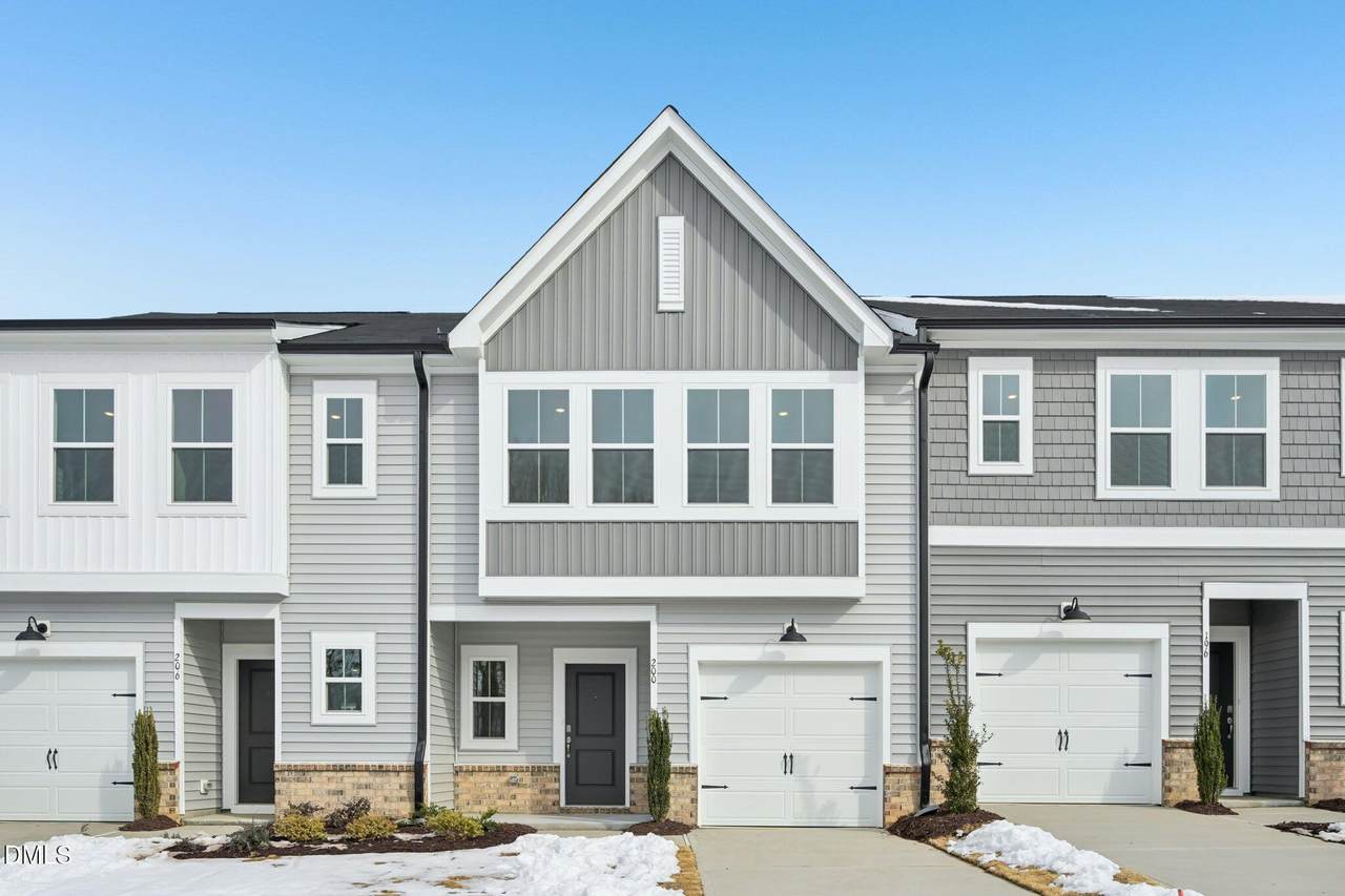 200 Flagstone Way - Photo 1
