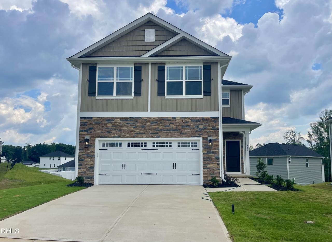 207 Drayton Hall Lane - Photo 1