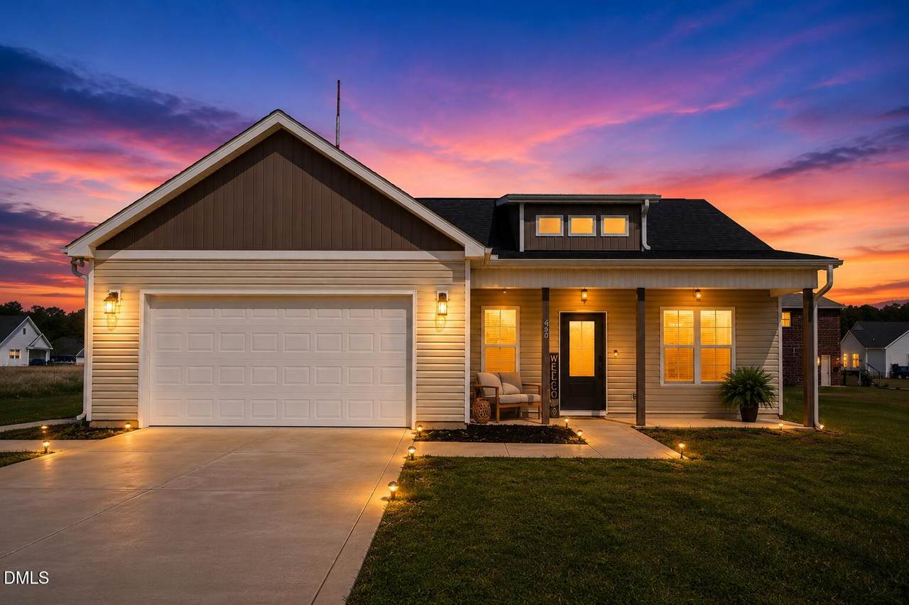 540 Broomcorn Lane - Photo 1
