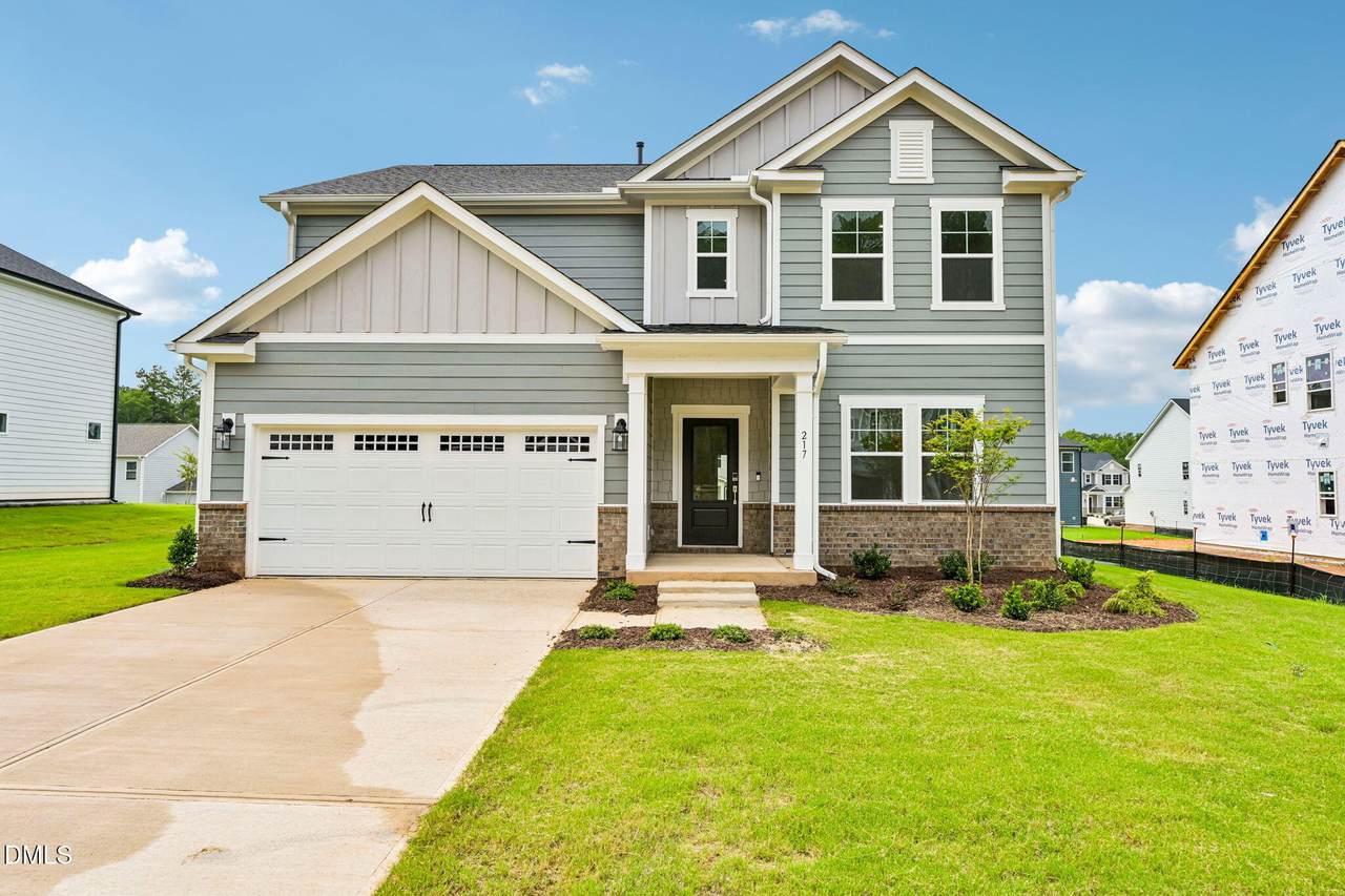 217 Hickory Grove Drive - Photo 1