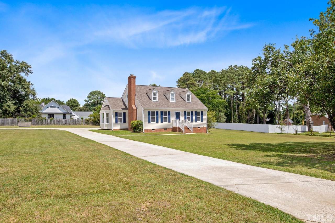 2808 Knightwood Road - Photo 1