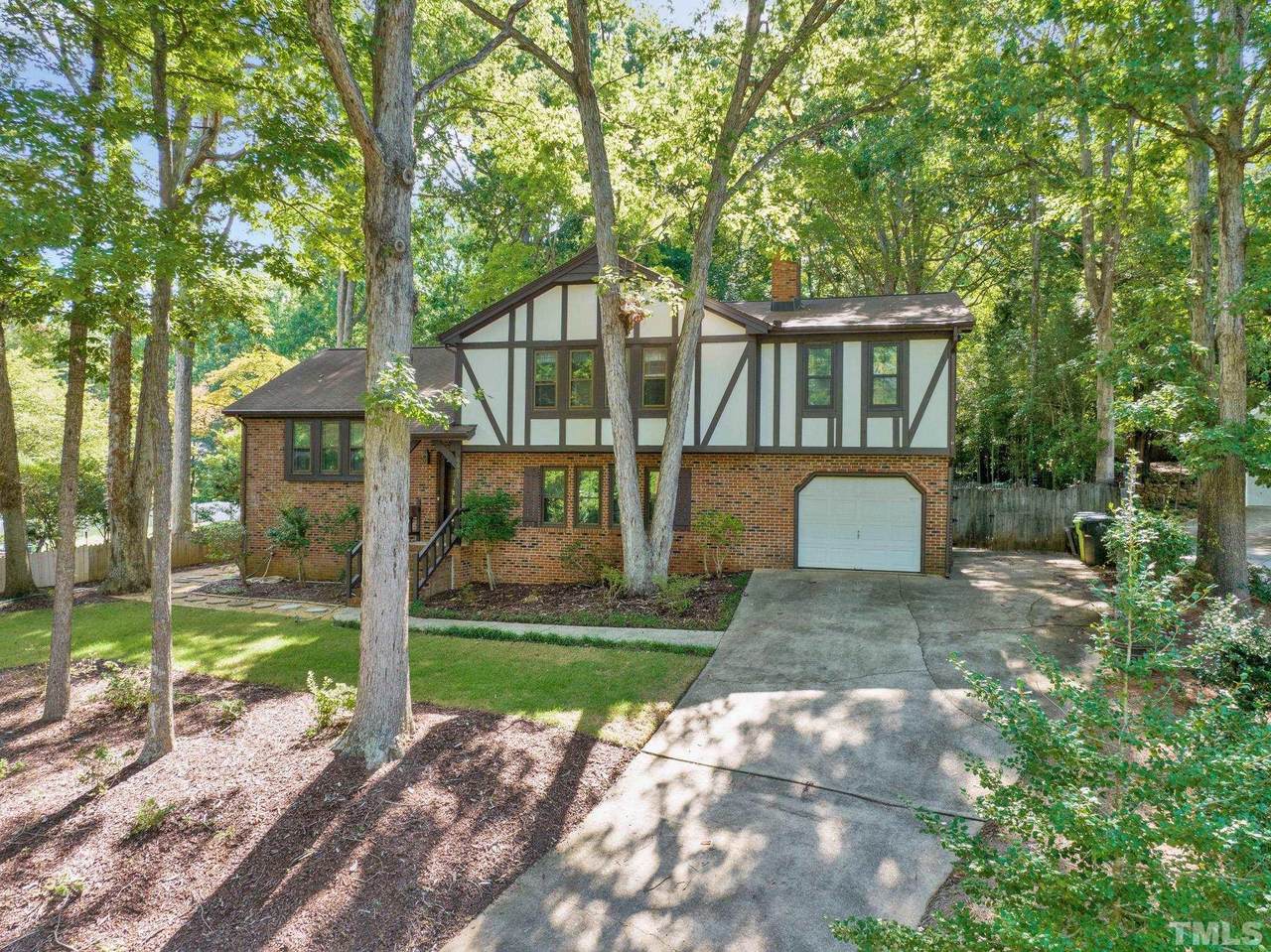 6608 Graymont Place - Photo 1