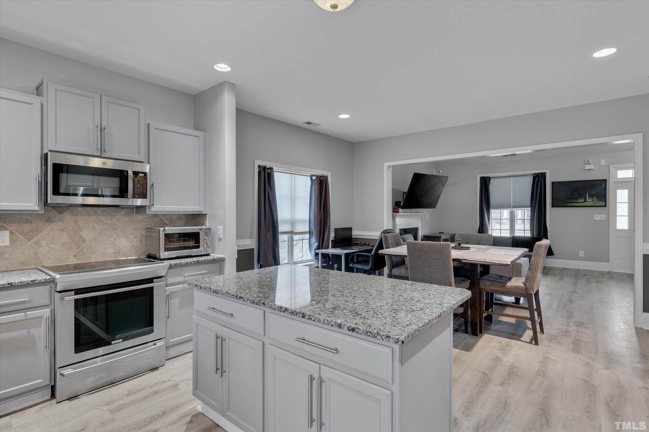 202 Prince Henry Way - Photo 1