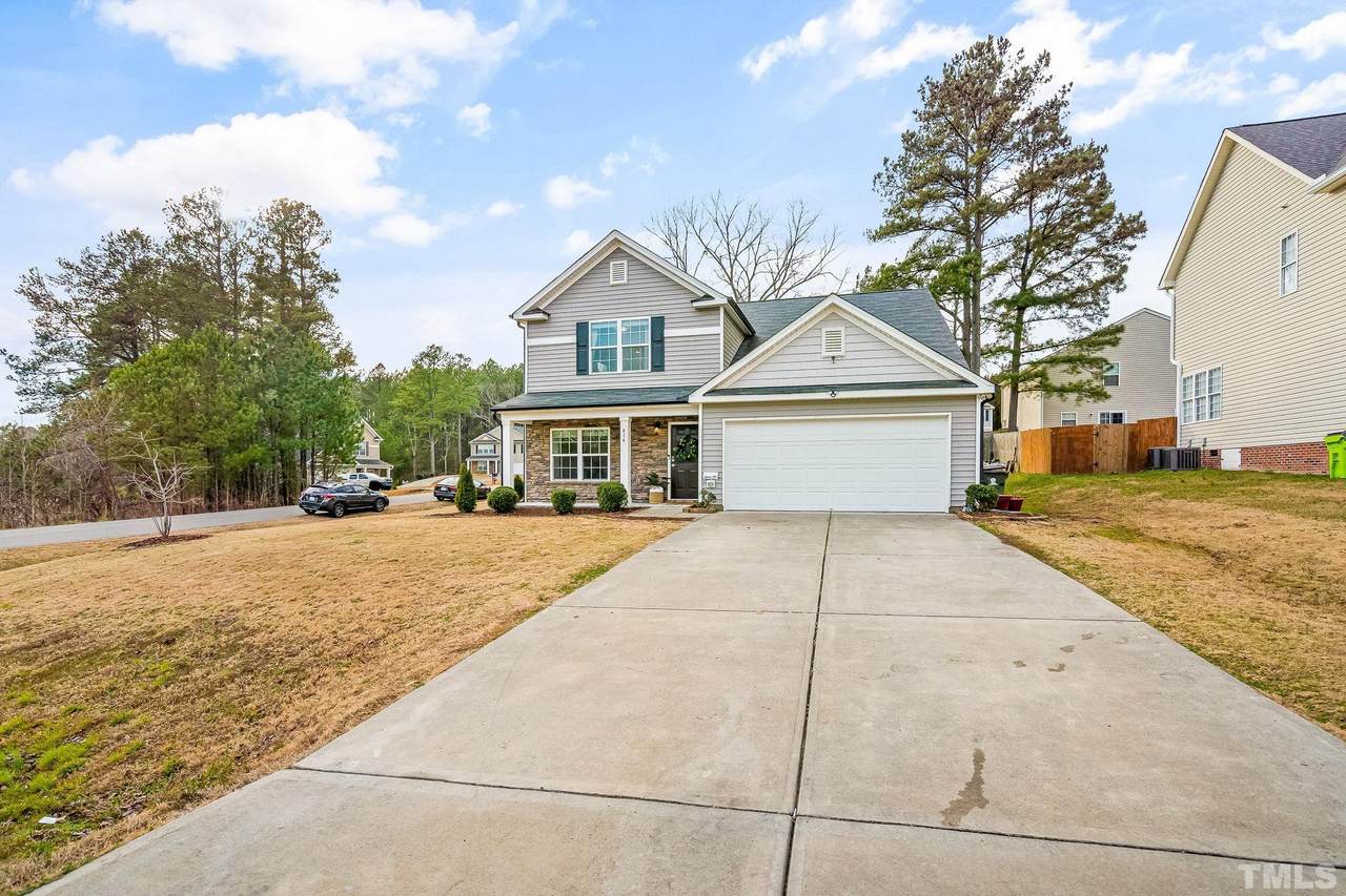 414 Hunters Ridge Drive - Photo 1