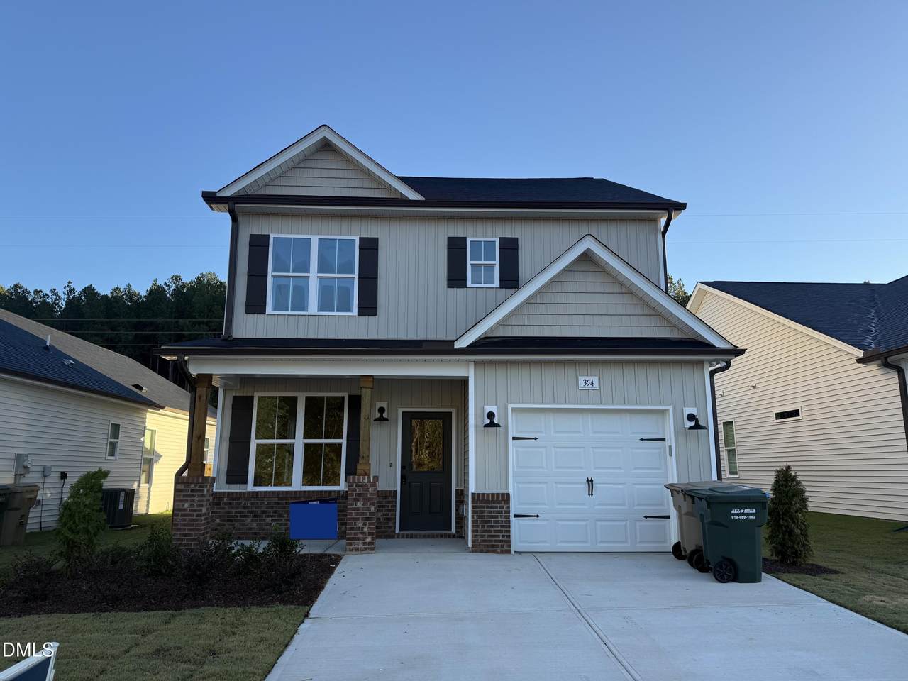 354 Bluejay Street - Photo 1