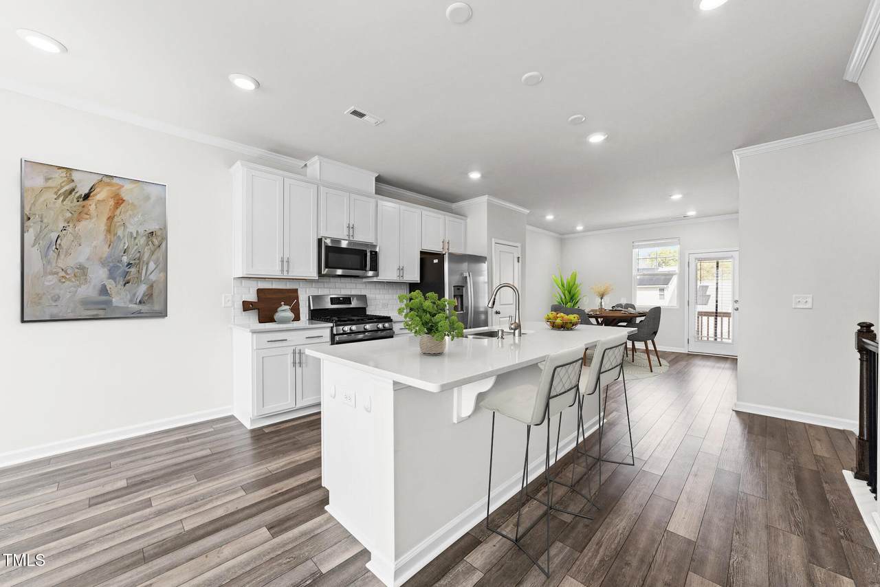 2720 Burgundy Star Drive - Photo 1