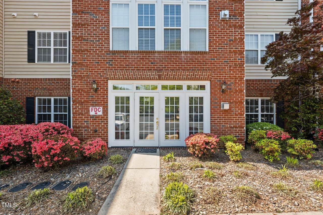 522 College Road - Photo 1