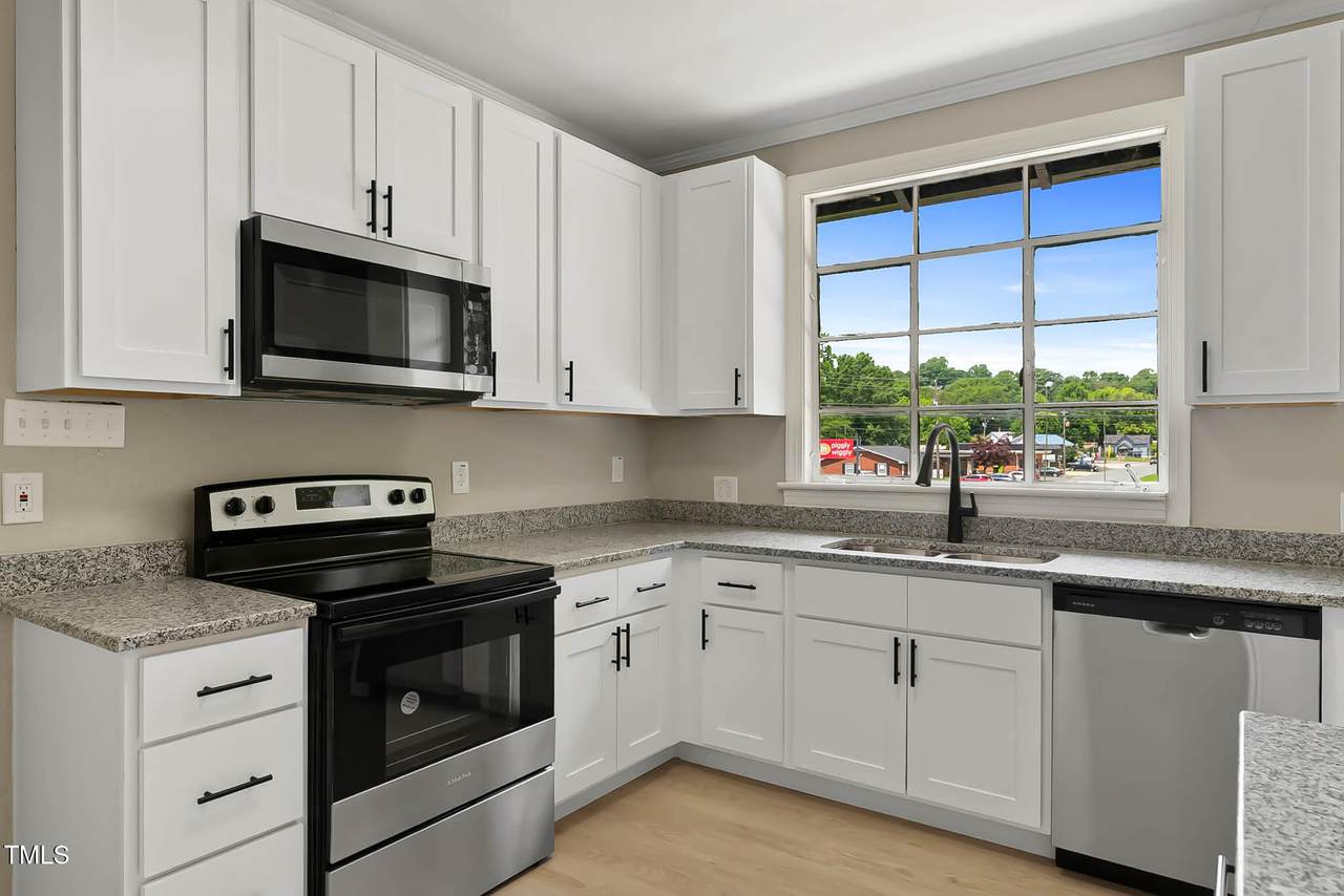 519 Raleigh Street - Photo 1