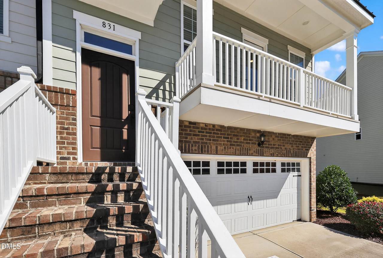 831 Tunisian Drive - Photo 1