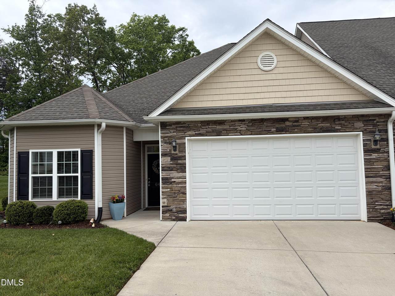 641 Retriever Lane - Photo 1