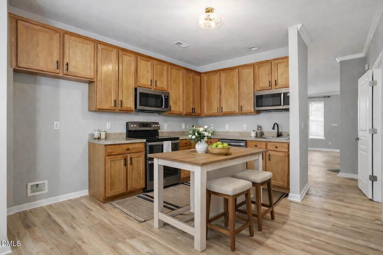 4307 Sugarbend Way - Photo 1