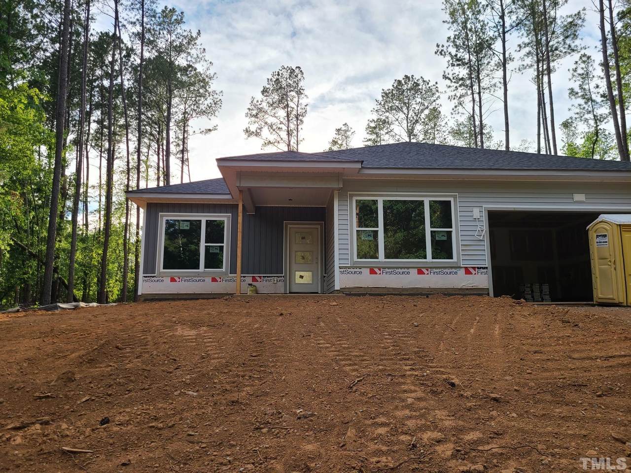 135 Mayan Drive - Photo 1
