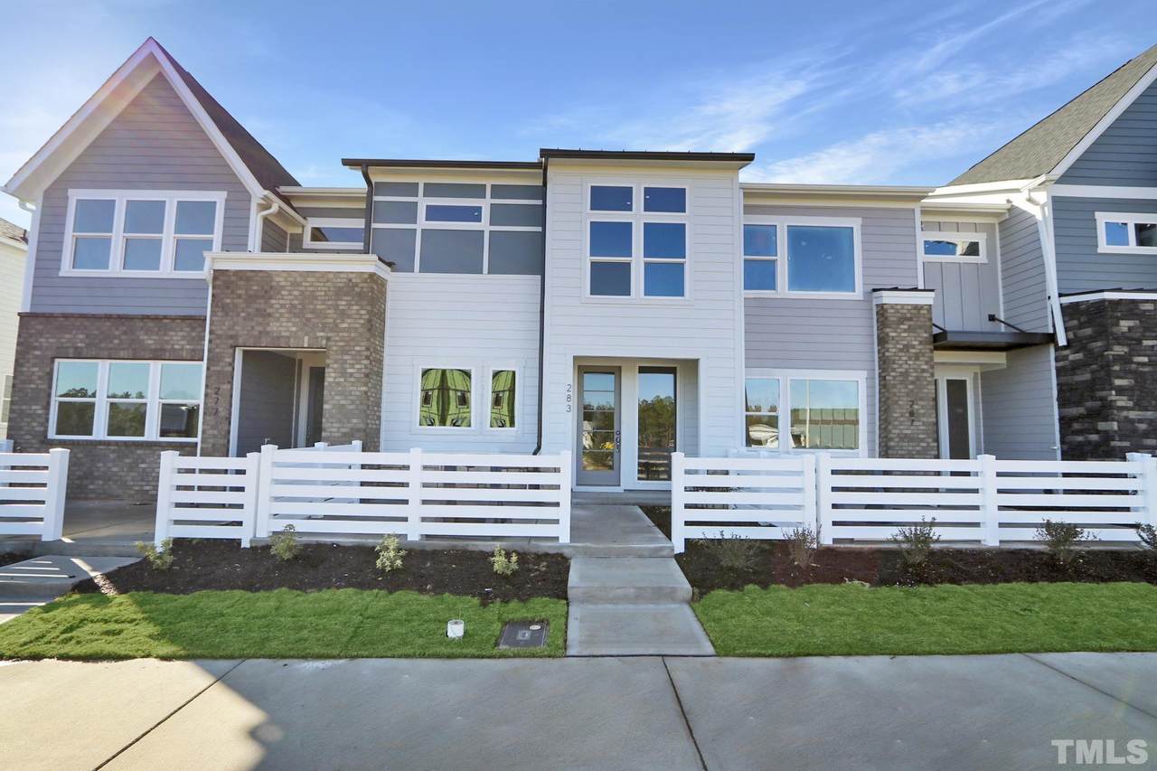 283 Wendover Parkway - Photo 1