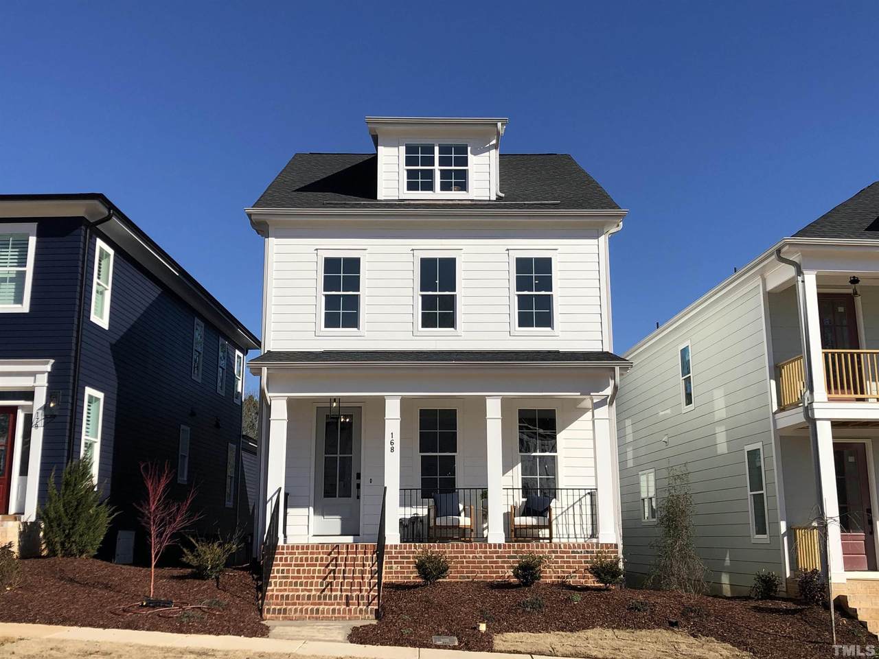 168 Wendover Parkway - Photo 1