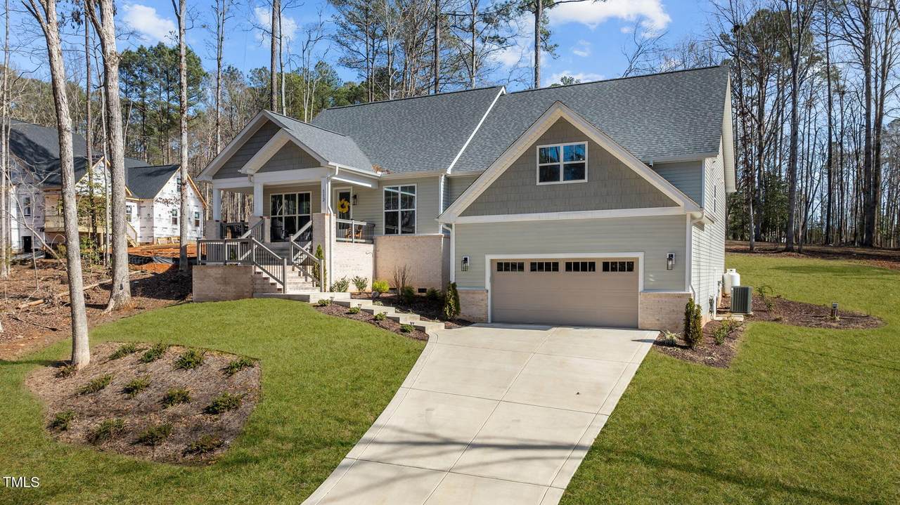 112 Rawhide Drive - Photo 1