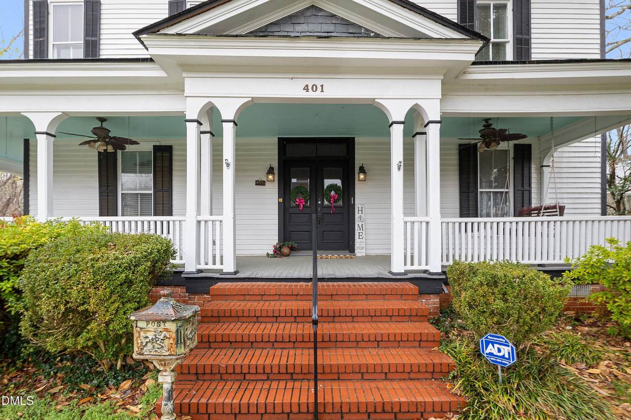 401 Main Street - Photo 1