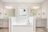 152 Royal Avenue - Photo 17