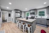1402 Robinhood Road - Photo 3