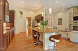372 Farnleigh Drive - Photo 14