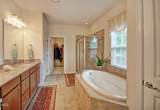 372 Farnleigh Drive - Photo 18