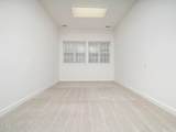 11221 Paddy Hollow Lane - Photo 33