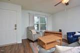100 Stratford Lakes Drive - Photo 3