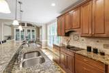 105 Charlemagne Court - Photo 11