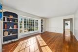 1004 Sherwood Drive - Photo 6