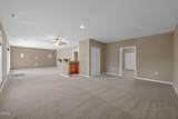 823 Blackfriars Loop - Photo 44