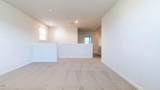 652 Struy Street - Photo 18