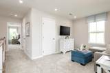 905 Walker Ridge Way - Photo 17