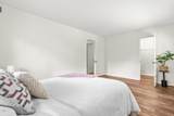 1212 Schaub Drive - Photo 21