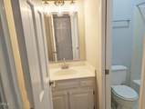 1306 Hampshire Court - Photo 20