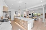 906 Brooks Avenue - Photo 15