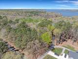821 Lakepoint Drive - Photo 4
