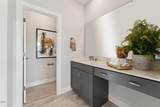 154 White Street - Photo 8